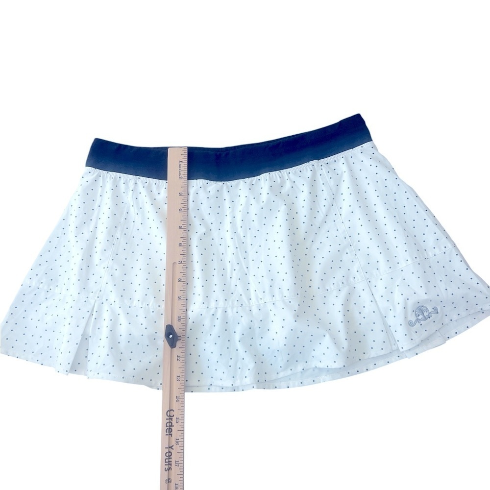 Tasc Rhythm White Ace Dot Golf Skirt Size Large - Picture 5 of 8